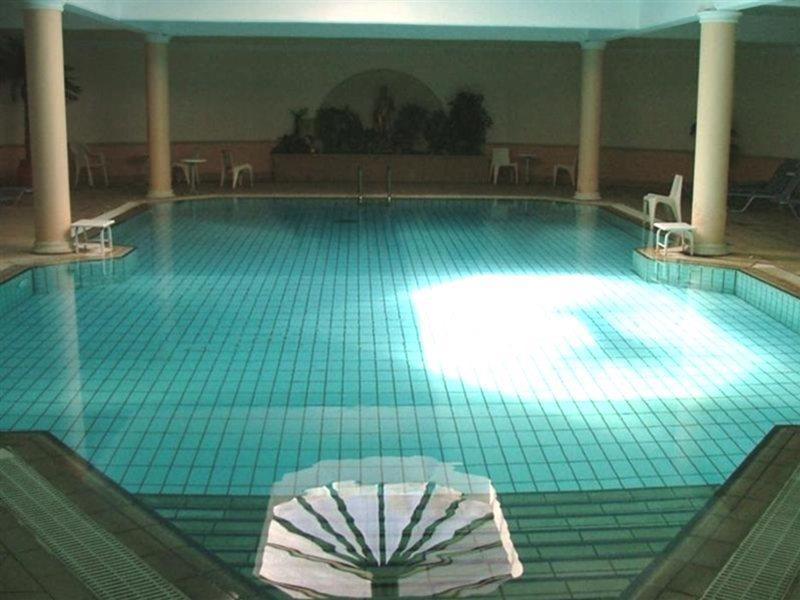 Crown Resorts Henipa Larnaca Ngoại thất bức ảnh